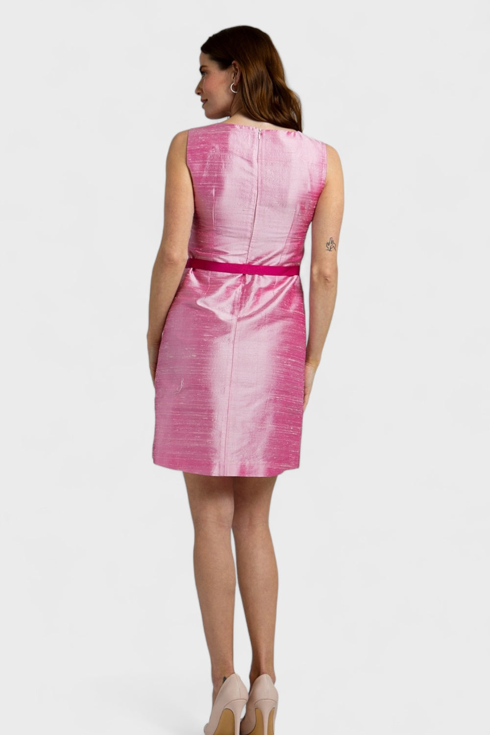 Elegant Pink Silk A-Line Dress Elegant Pink Silk A-Line Dress