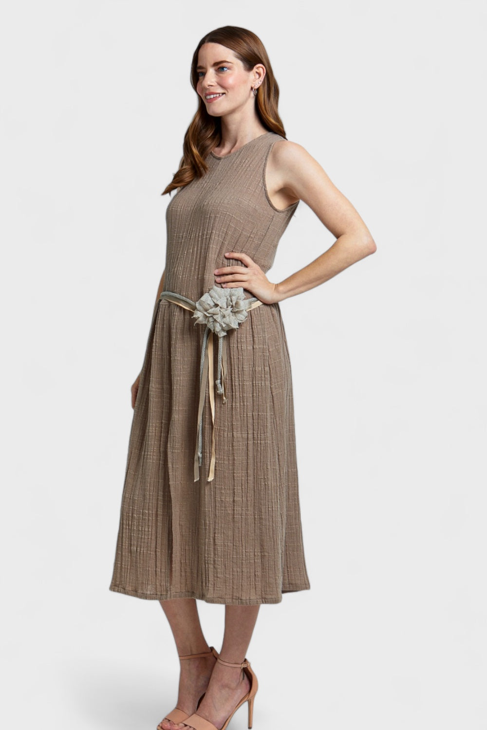 Taupe Linen Midi Dress With Charming Brooch| Italian Dresses 44/ M / Taupe Taupe Linen Midi Dress With Charming Brooch| Italian Dresses 44/ M / Taupe