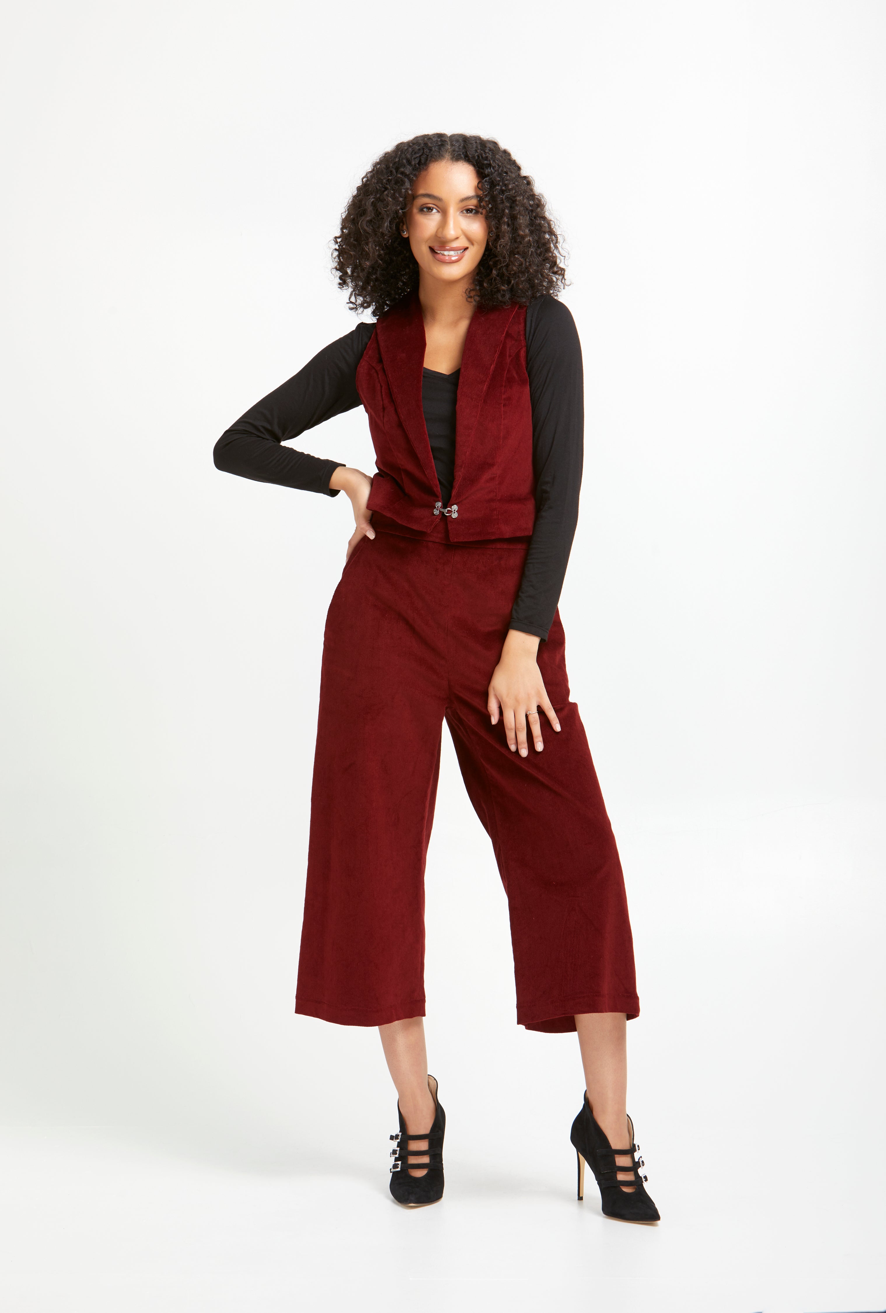 Marise Eco Couture Sistine Burgundy Corduroy Vest & Wide leg Pants Two-Piece Set Front 2- Made in Italy